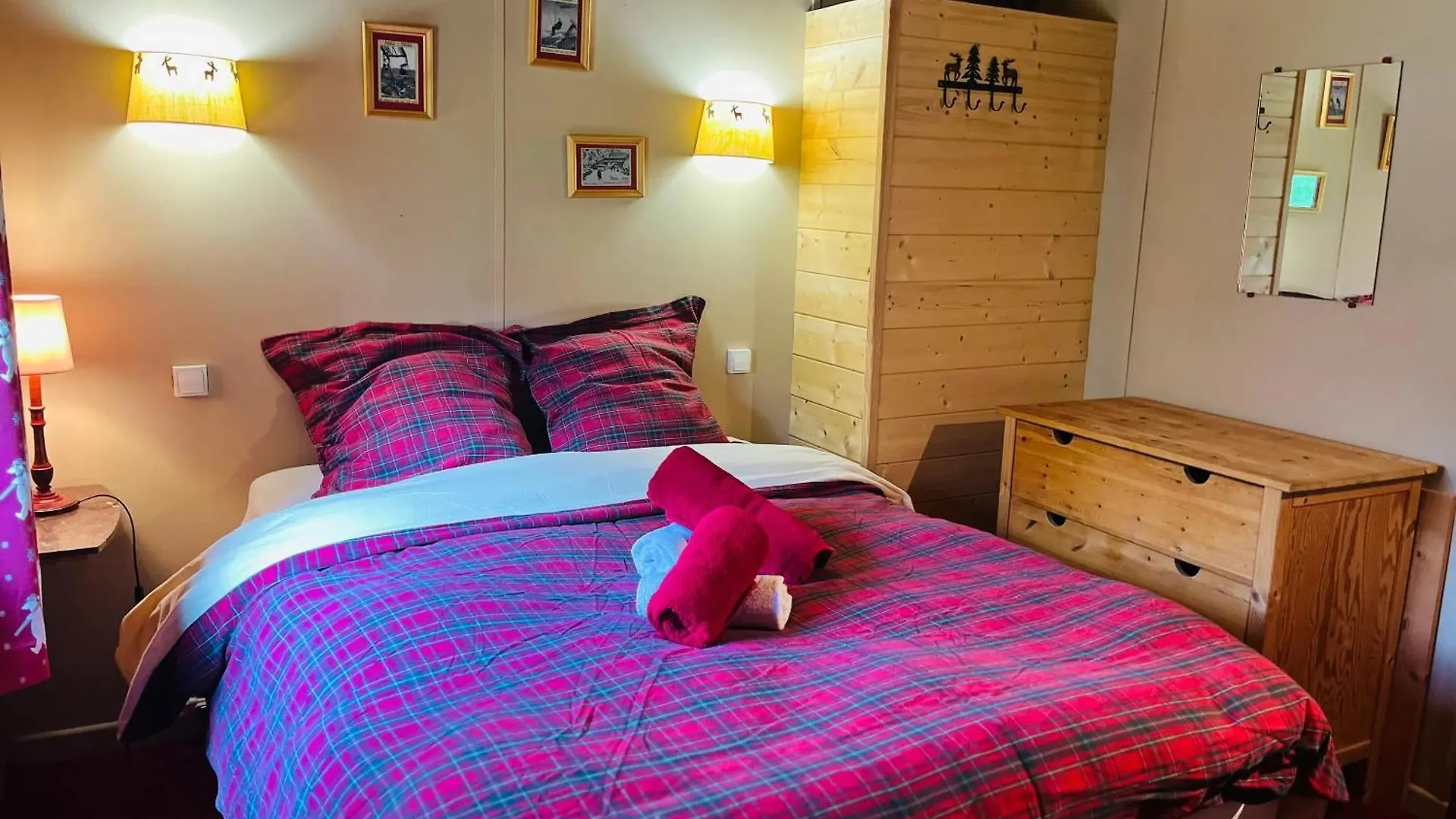 Chalet Chaleureux A Ax-Les-Thermes Avec Vue Sur La Montagne